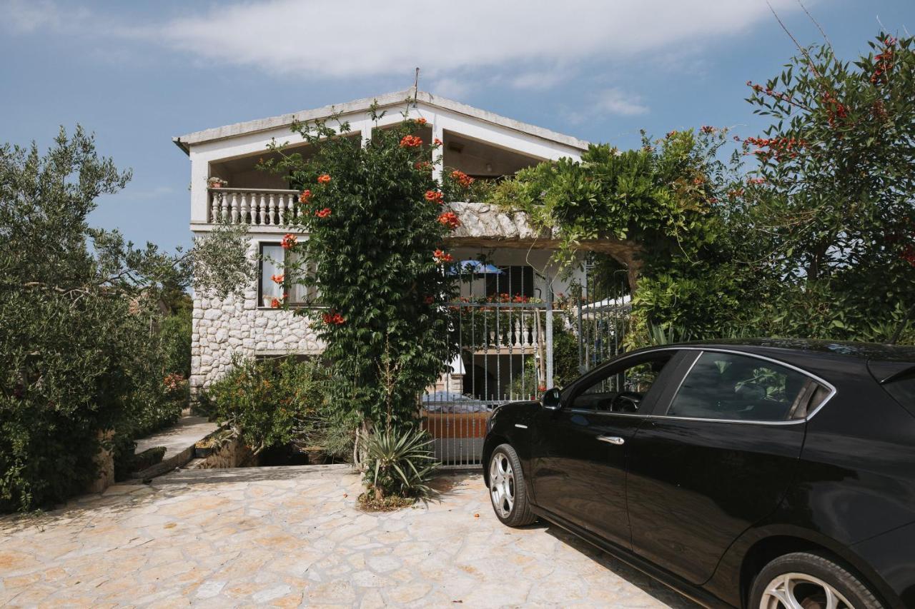 Apartments Marinka Biograd Na Moru Ngoại thất bức ảnh