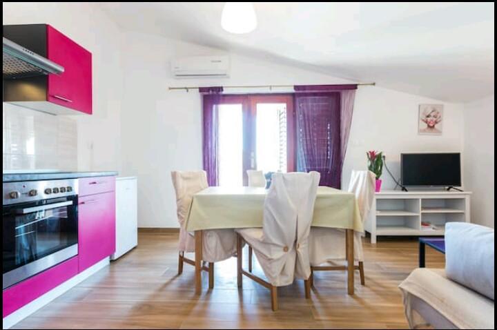 Apartments Marinka Biograd Na Moru Ngoại thất bức ảnh